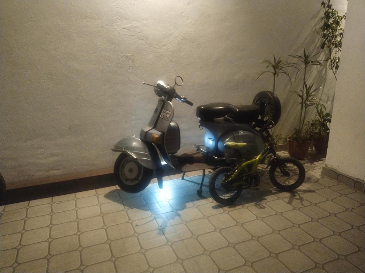 מדיקרי Two Bedroom House מראה חיצוני תמונה