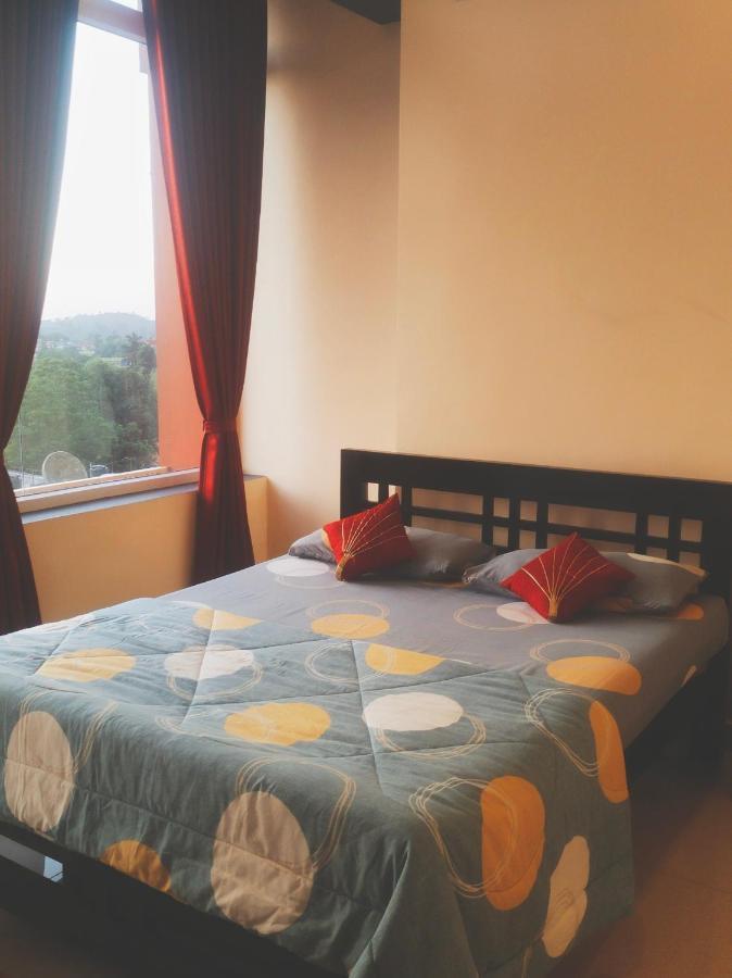 מדיקרי Two Bedroom House מראה חיצוני תמונה